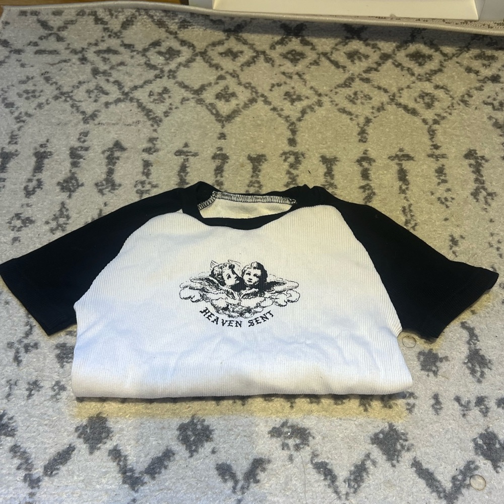 Pacsun crop top shirt